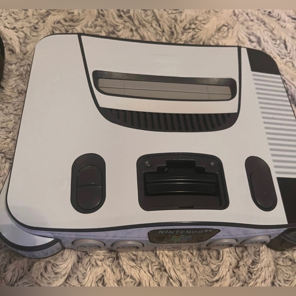 Nintendo 64 - Picture 3 of 4